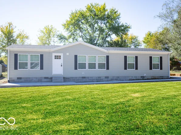 3920 Brandywyne Dr, North Vernon, IN 47265