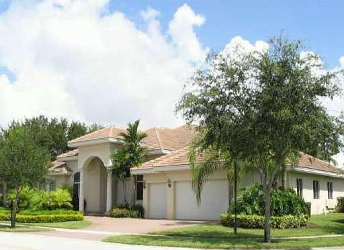 1st image of 3301 Water Oak Dr