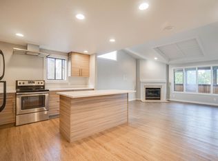 116 25th Ave #2B, Seattle, WA 98122