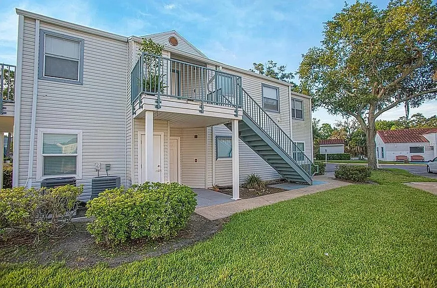 2544 Woodgate Blvd #100