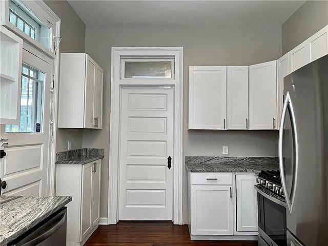 4435 Loyola Ave — Photo 21
