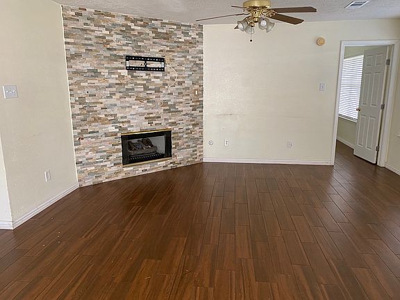 4th image of 2818 Orchid Tree Ln
