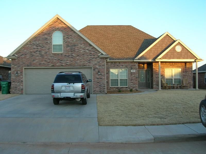 1st image of 1127 Regency Dr