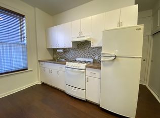 22-57 43rd St #1A, Astoria, NY 11105