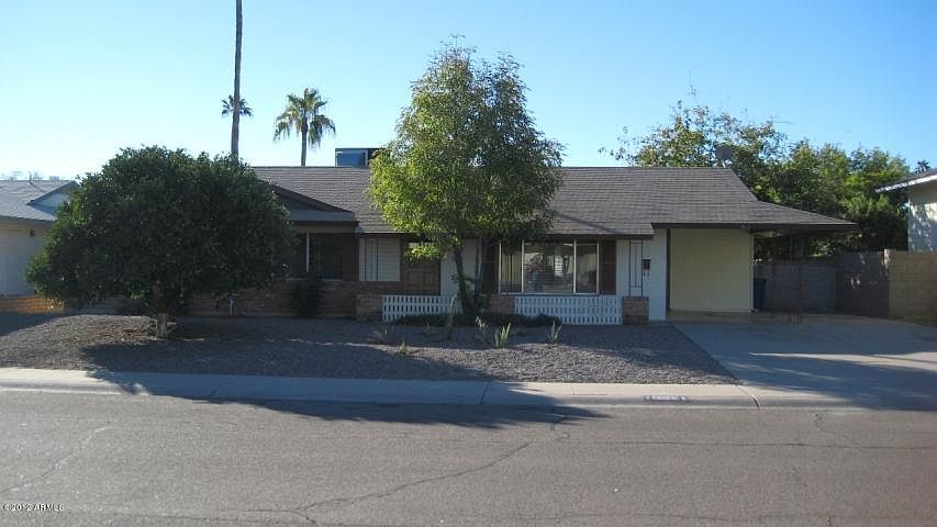 1st image of 1513 E Laguna Dr