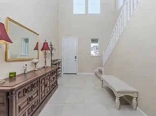 9697 Philta Way, Elk Grove, CA 95757