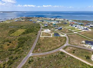 1365 Cape Velero Dr, Rockport, TX 78382