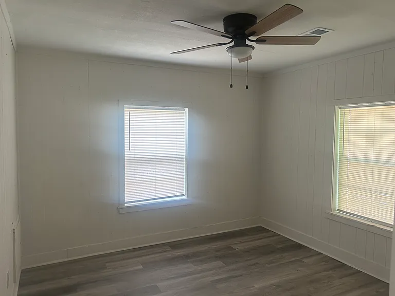 1003 Rondo St — Photo 3