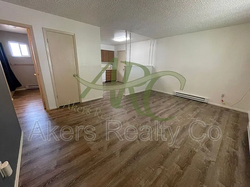 2 bed, 1.0 bath, 768 sqft, $1,395 — Photo 3