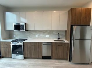 1060 W Van Buren St #403, Chicago, IL 60607