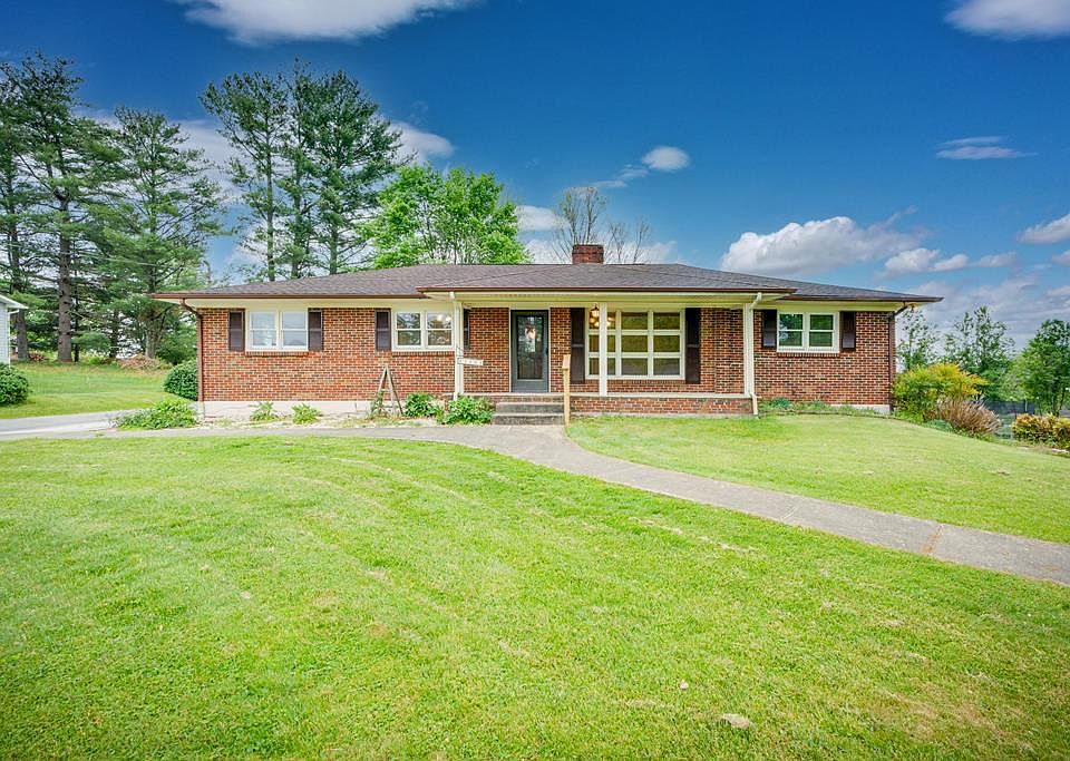 1st image of 21121 Battle Hill Dr