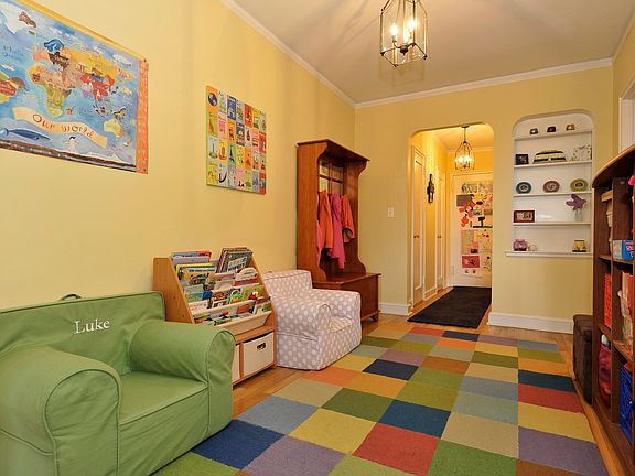 3rd image of 90 Bryant Ave #6A-B