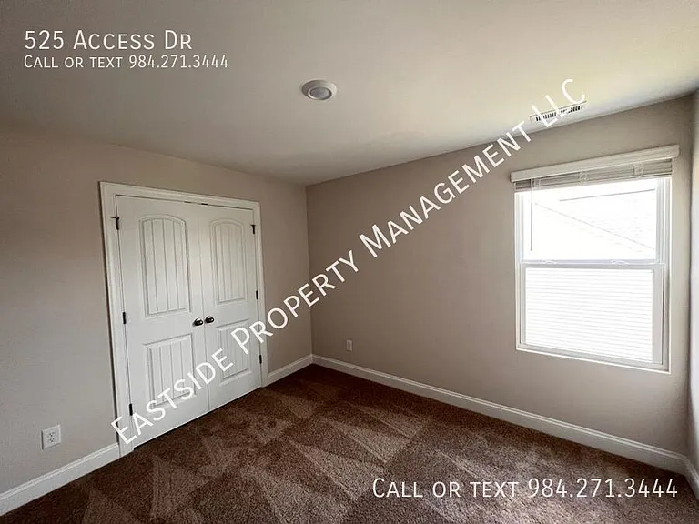 525 Access Dr — Photo 14