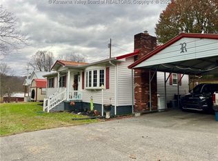 810 White Oak Dr, Madison, WV 25130