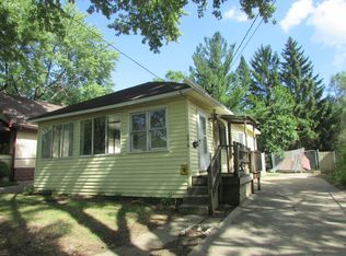 2410 Broadway Blvd, Flint, MI 48506