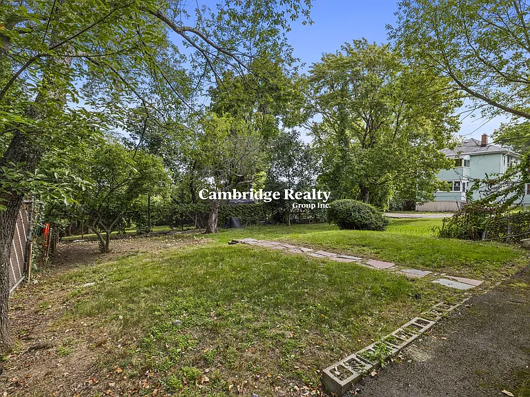 17 Tesla Ave #1T — Photo 18