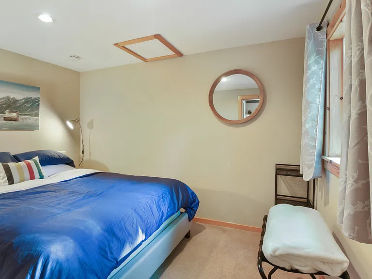 510 Pioneer Way — Photo 15