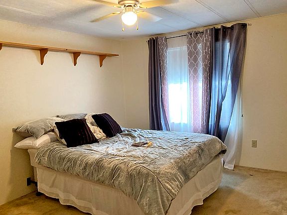 4th image of 2026 Pebble Beach Blvd #515