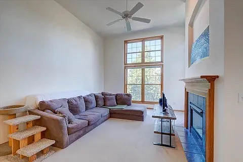 8140 Broadmoor St — Photo 14