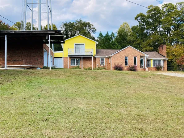 175 E Main St, Salem, SC 29676