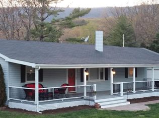 606 Tyler Rd, Salem, VA 24153