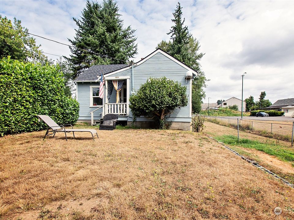 1st image of 2326 7th Avenue SE