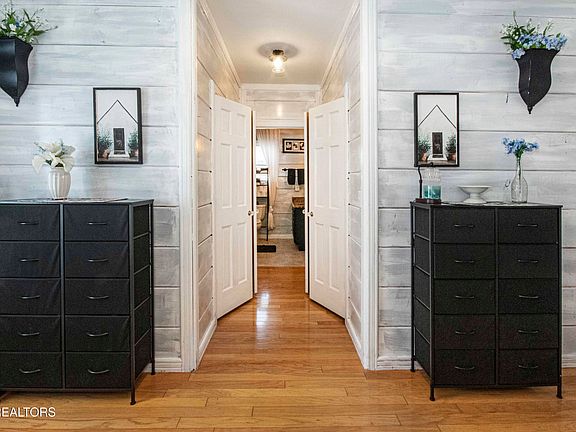 24th image of this home