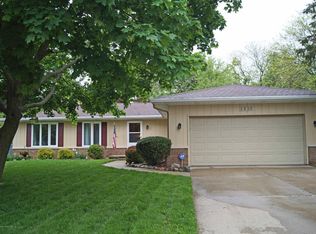 2826 Buglers Way, East Lansing, MI 48823