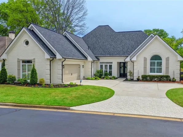 9260 Saint Georgen Cmn, Johns Creek, GA 30097