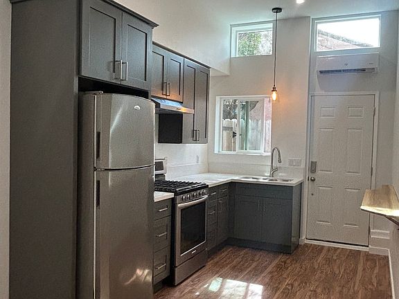 3rd image of 5413 W 118th St #1