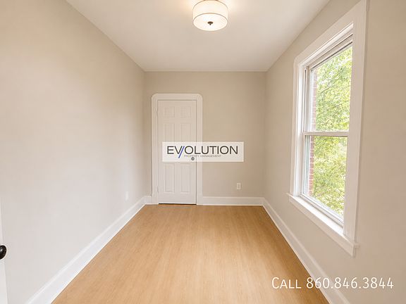 5th image of 906 Park St #2W