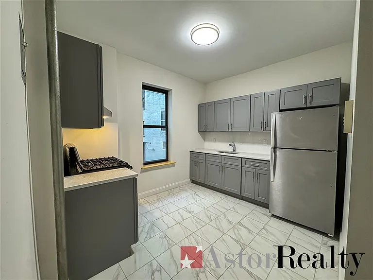 36-01 31st Ave #4 — Photo 7