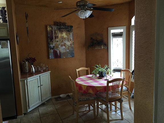 Kitchen nook