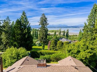 12520 Crescent Rd, Surrey, BC V4A 2V3
