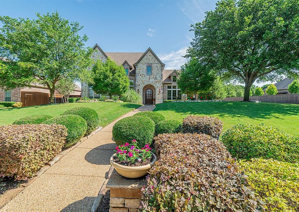 1st image of 603 Mockingbird Dr