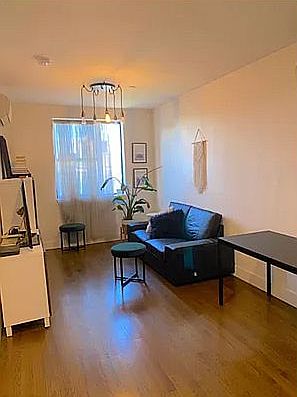 2nd image of 2077A Fulton St #5F