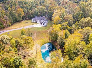 1176 Wisteria Dr, Hickory, NC 28602