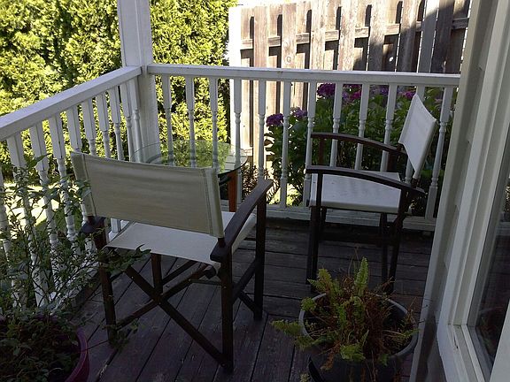 Covered Front Porch