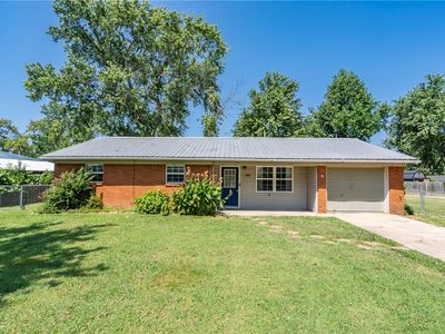 840 Eastgate St, Siloam Springs, AR, 72761