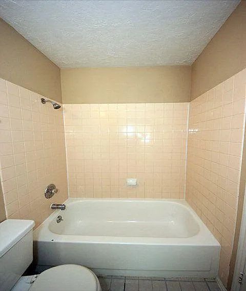1090 E Cedar St #2 — Photo 6