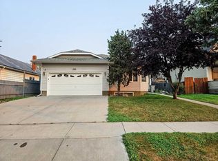 4918 5th Ave, Edson, AB T7E1T3