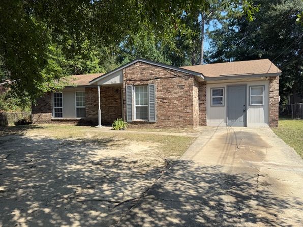 3629 Stratford Dr