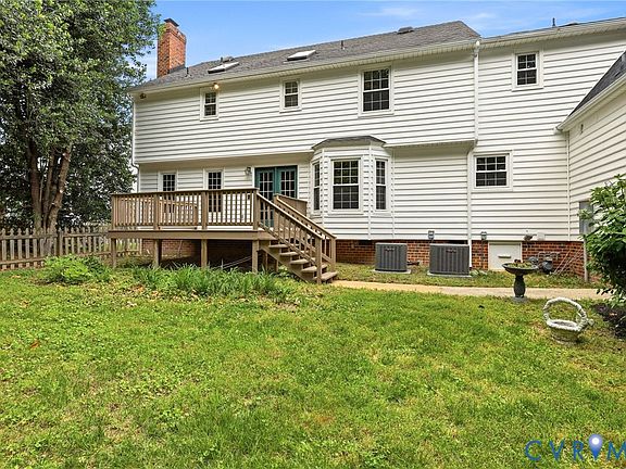 3rd image of 12111 Auger Ln