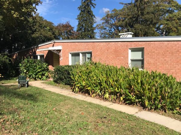 321 Boyd Ave #4