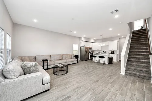 7963 Birmingham St Photo 1