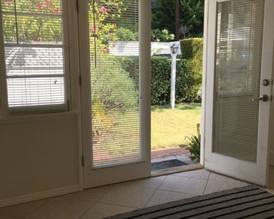 3rd image of 1332 Havenhurst Dr