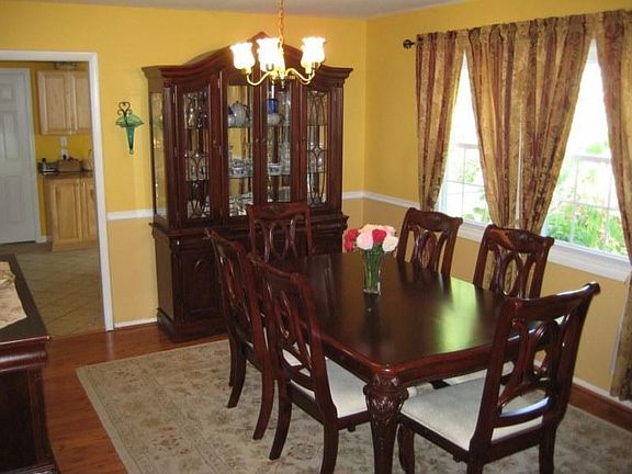 3rd image of 4603 Marshall Hall Ln