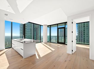 610 Davis St #3002, Austin, TX 78701