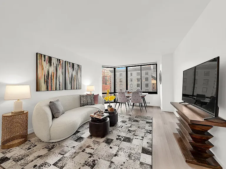 215 W 95th St #5K — Photo 1