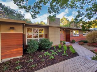 9 Descanso Dr, Orinda, CA 94563